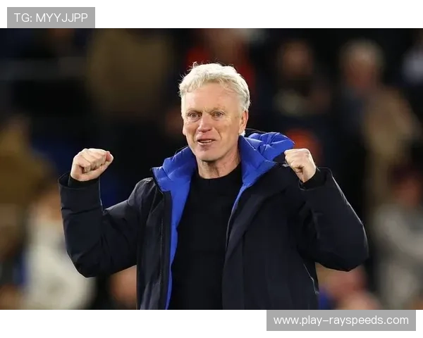 格拉利什因讽刺裁判鼓掌染红，遭主帅莫耶斯严厉批评